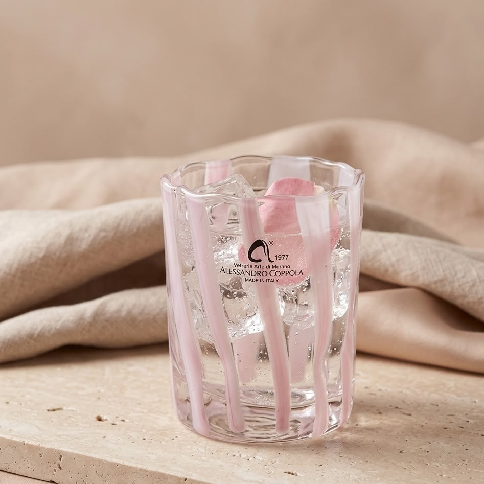 ENVASE DE VIDRIO CON LINEAS ROSADAS IRREGULAR PEQUEÑO