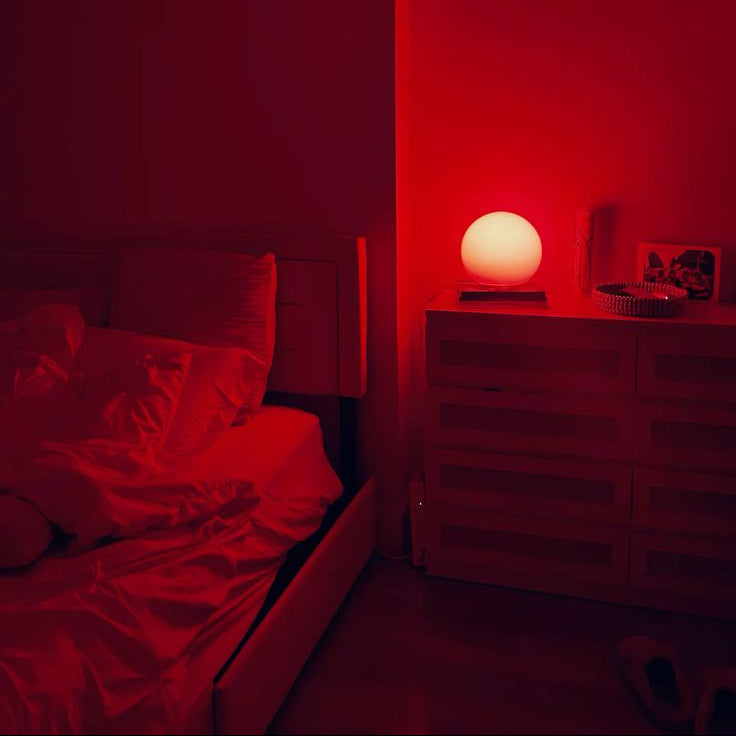 LAMPARA DE LUZ ROJA ISABELLA LADERA