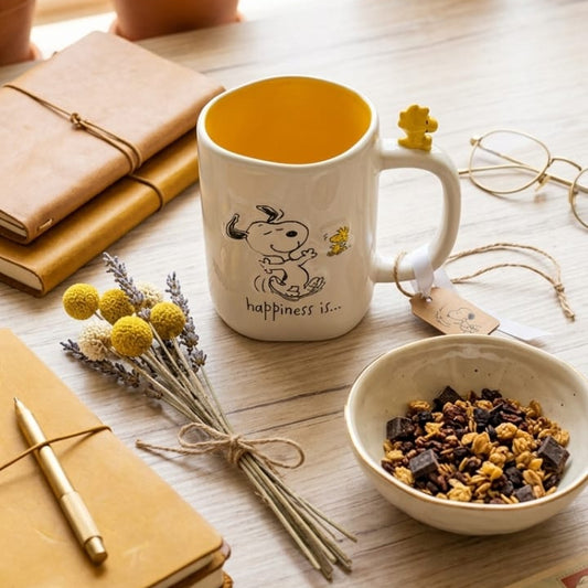 TAZA DE SNOOPY CON MASCOTA 3D