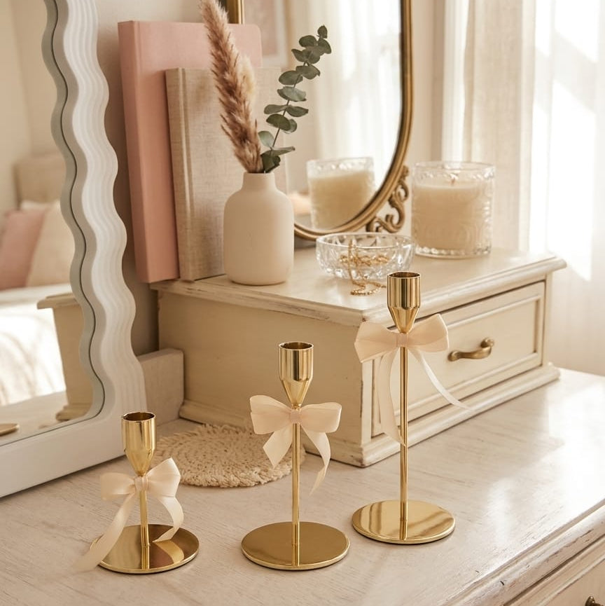 SET DE 3 CANDELABROS DORADOS PEQUEÑOS