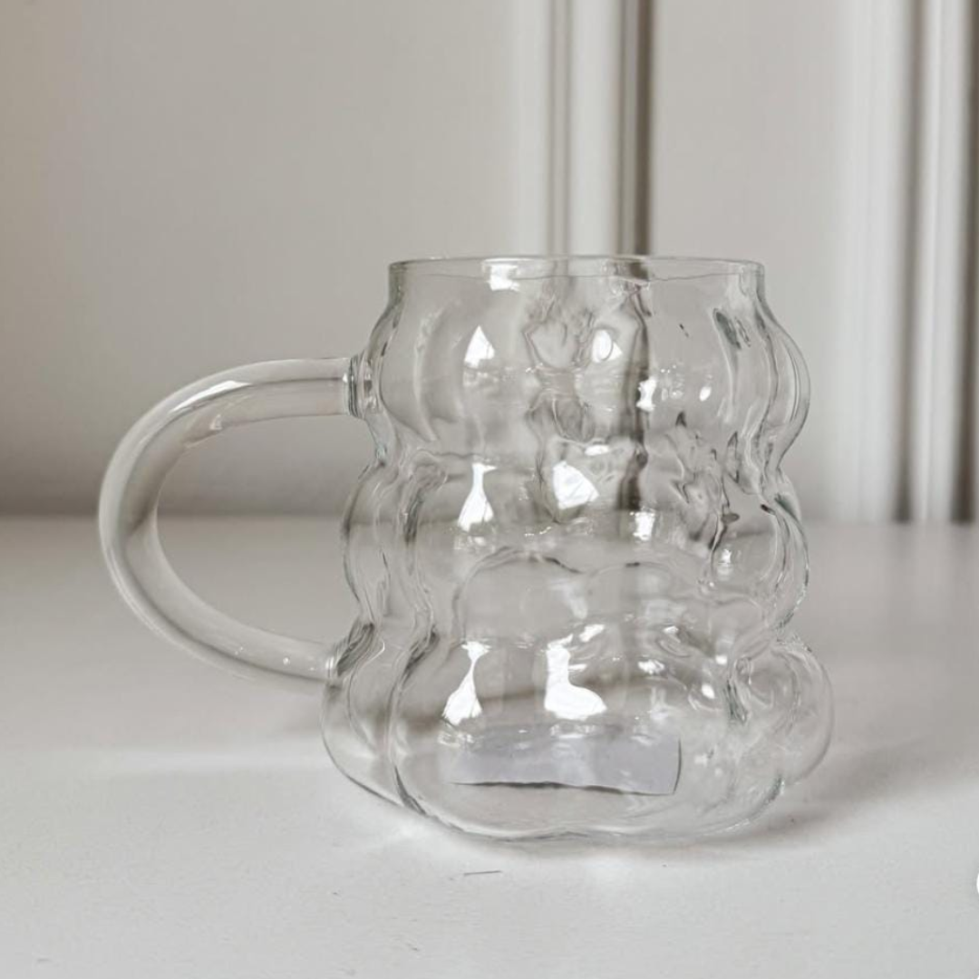 TAZA IRREGULAR CON ASA VIRAL TRANSPARENTE