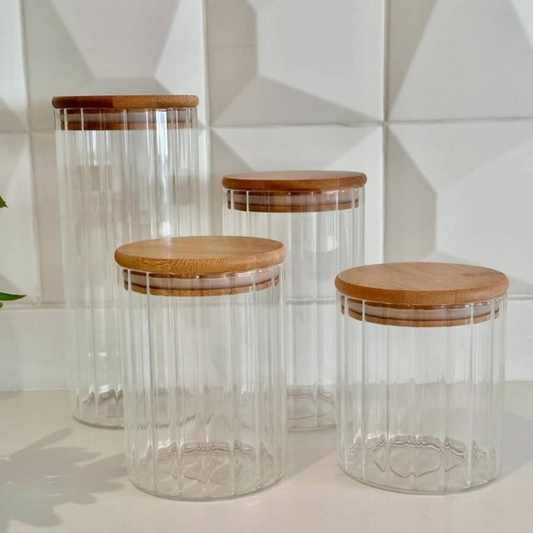 ENVASE ALTO DE VIDRIO CON TAPA DE MADERA