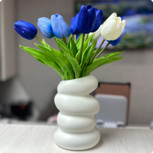 FLORERO BLANCO ONDULADO DE PLÁSTICO
