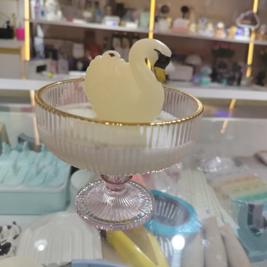 COPA DE VELA DE CISNE