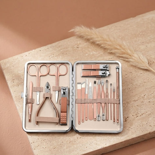 ESTUCHE DE MANICURA