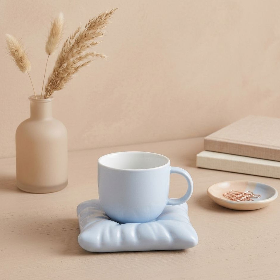 TAZA CON PLATO EN FORMA DE ALMOHADA