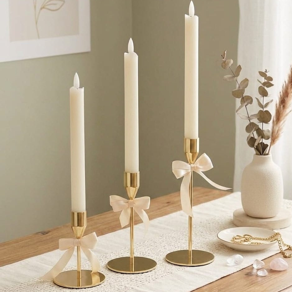 SET DE 3 VELAS BLANCAS CON BASE Y LUZ