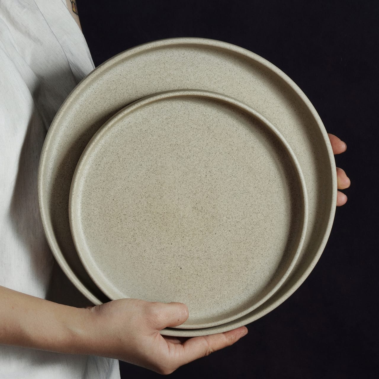 BANDEJA DE CERAMICA BEIGE